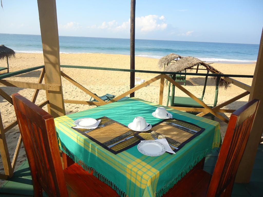 Whitepearl Beach Hikkaduwa Εξωτερικό φωτογραφία
