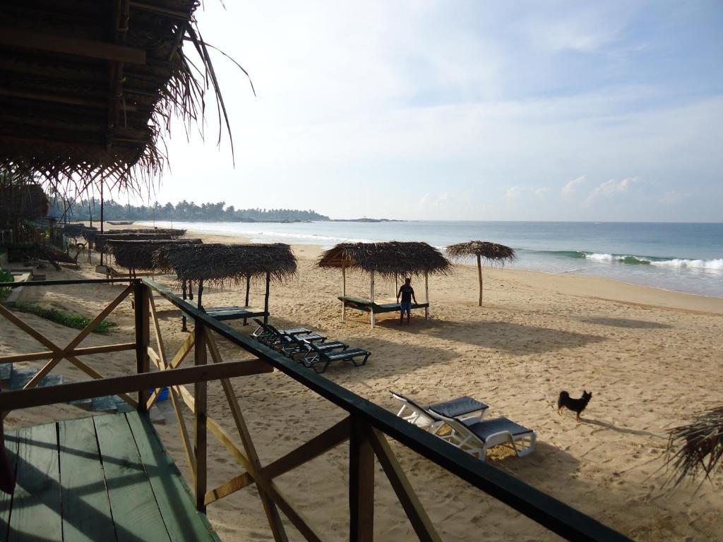 Whitepearl Beach Hikkaduwa Εξωτερικό φωτογραφία